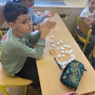 PČ 2. a 4. ročník - zimní výzdoba