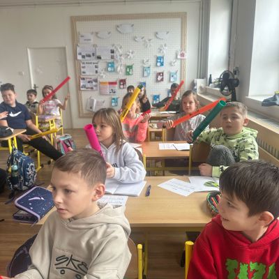 Hv 2. a 3. ročník - boomwhackers