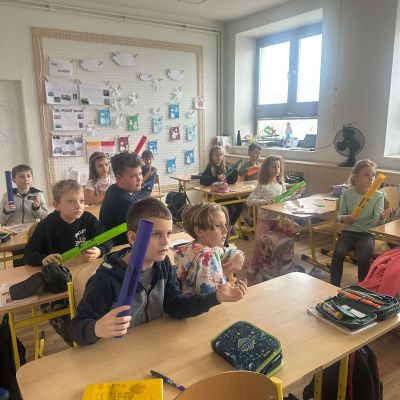 Hv 2. a 3. ročník - boomwhackers