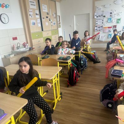 Hv 2. a 3. ročník - boomwhackers