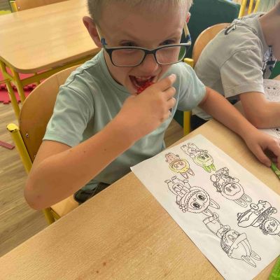 ochutnávka zeleniny ze školní zahrádky