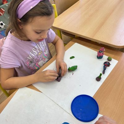  II. oddělení - hrajeme si, tvoříme, malujeme