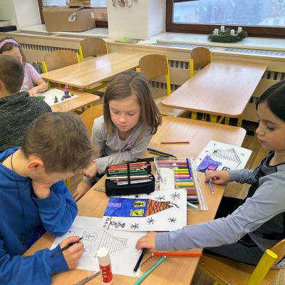  II. oddělení - hrajeme si, tvoříme, malujeme