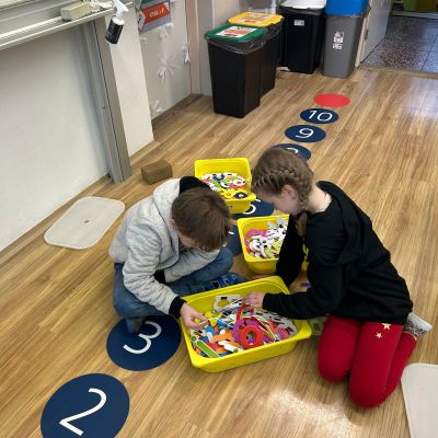  II. oddělení - hrajeme si, tvoříme, malujeme