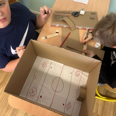 tvoření - zimní stadion