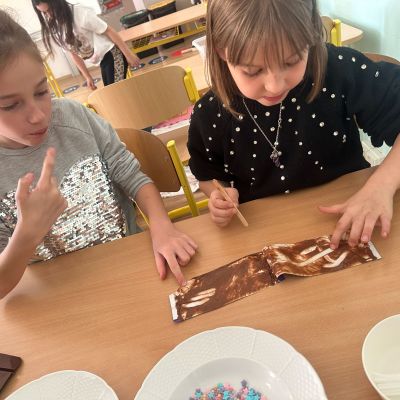 čokoládová lízátka