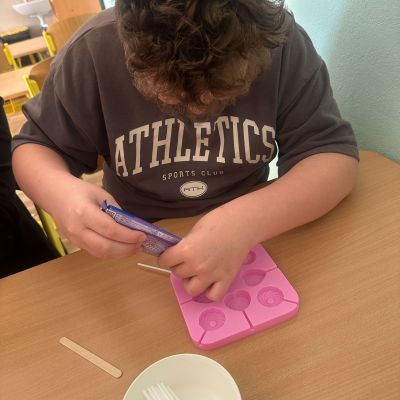 čokoládová lízátka