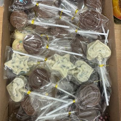 čokoládová lízátka