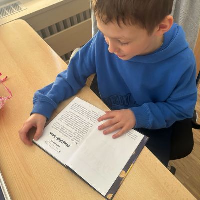 čtení dětí dětem