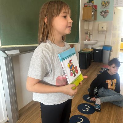 čtení dětí dětem