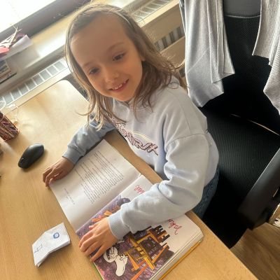 čtení dětí dětem