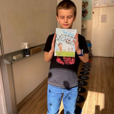 čtení dětí dětem