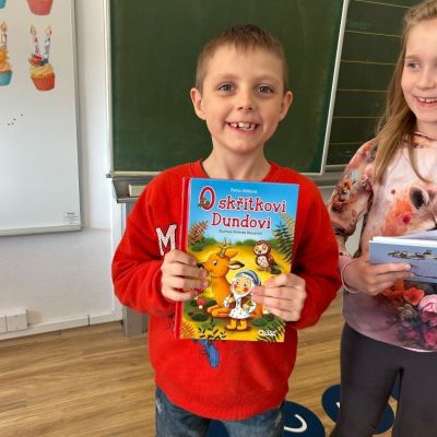 čtení dětí dětem