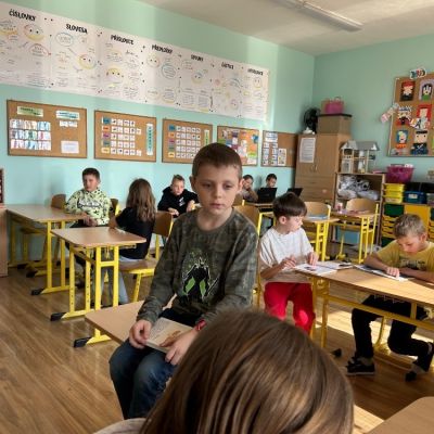 čtení dětí dětem