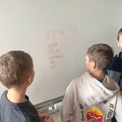 logické hry a hlavolamy